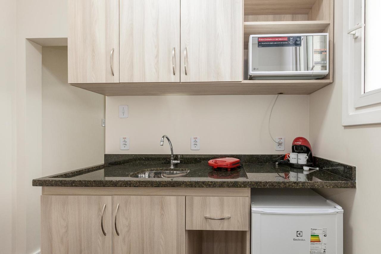 Hotel Goncalves- Proximo A Santa Casa De Porto Alegre Kültér fotó
